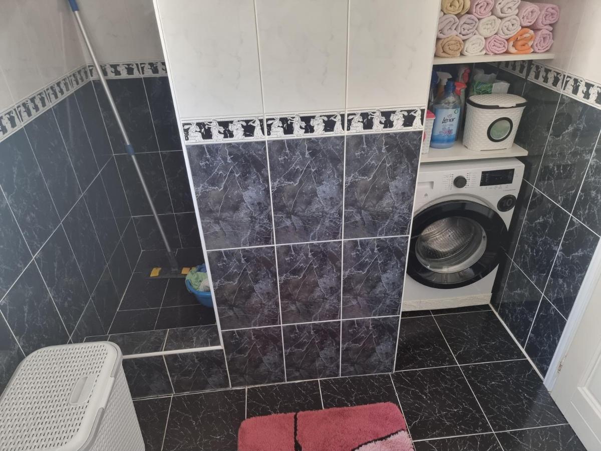 Apartmani Mina Бар Екстер'єр фото