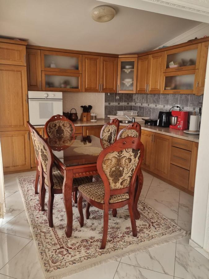 Apartmani Mina Бар Екстер'єр фото