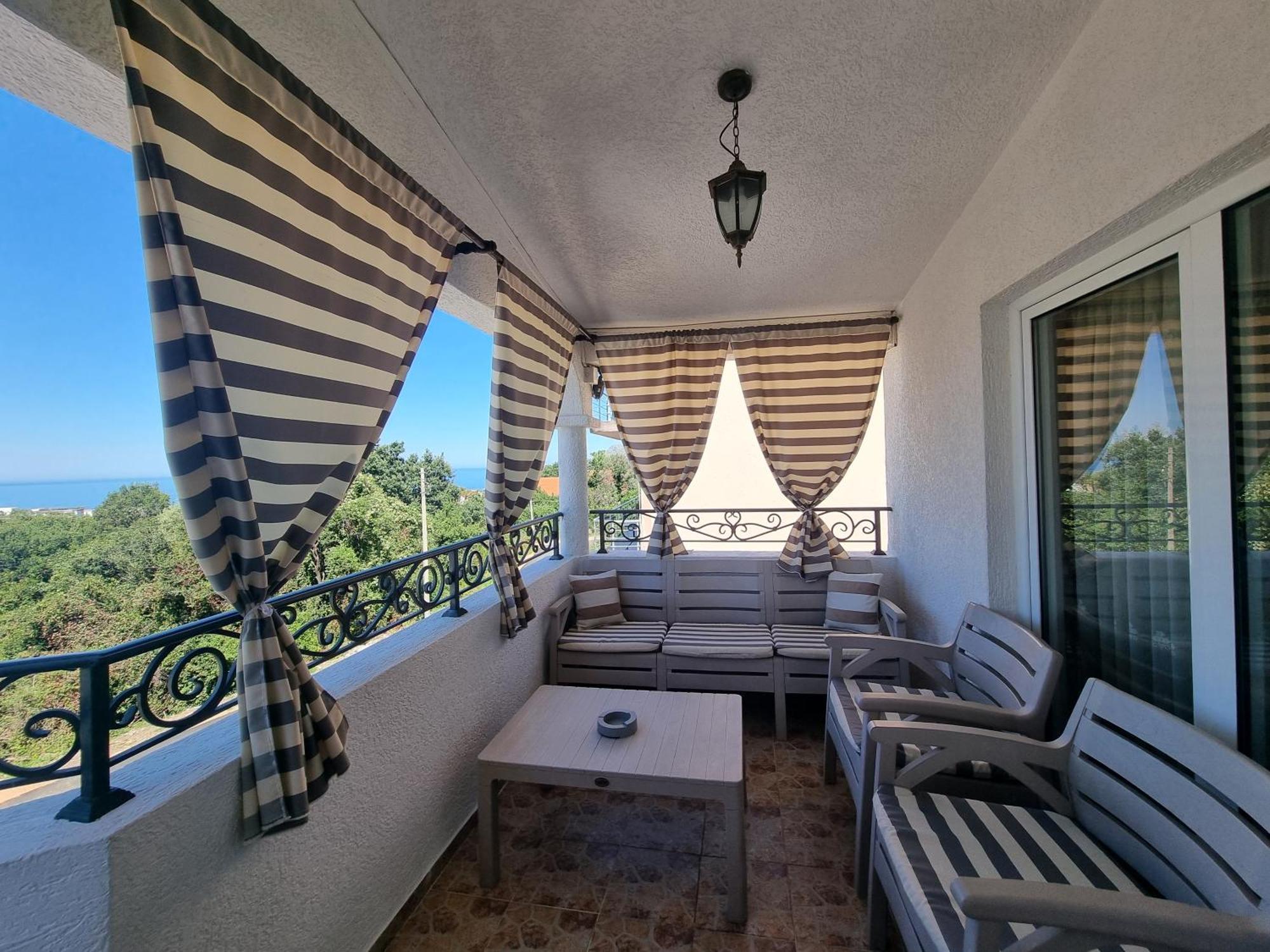 Apartmani Mina Бар Екстер'єр фото